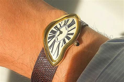 cartier crash watch origin.